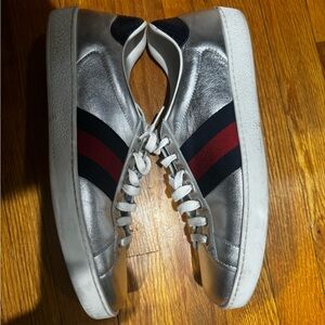 Mens Gucci silver sneaker